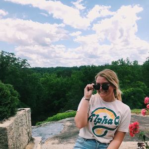 Meet your Posher, Hannah